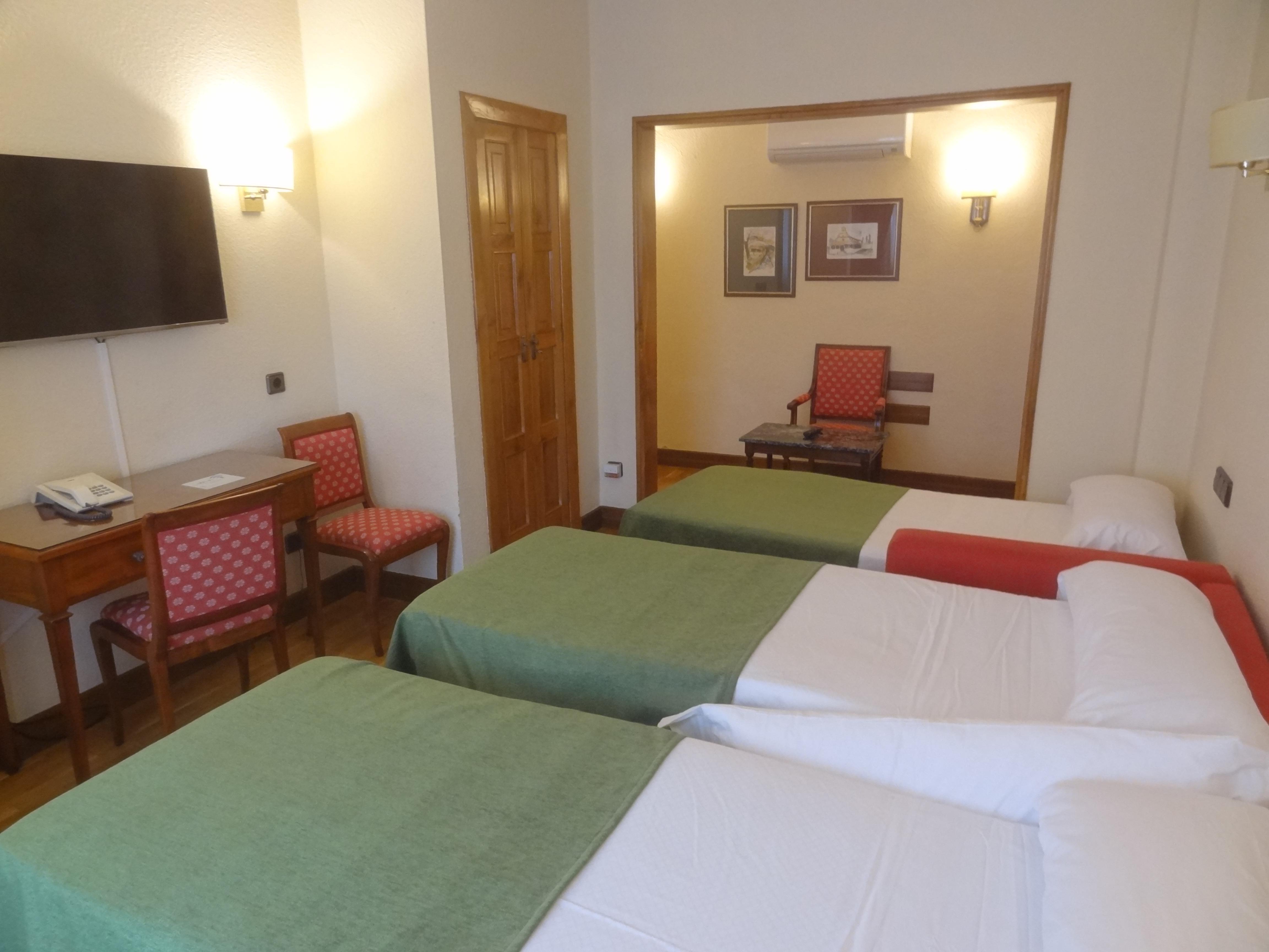Hotel Hernan Cortes Gijon Exterior photo